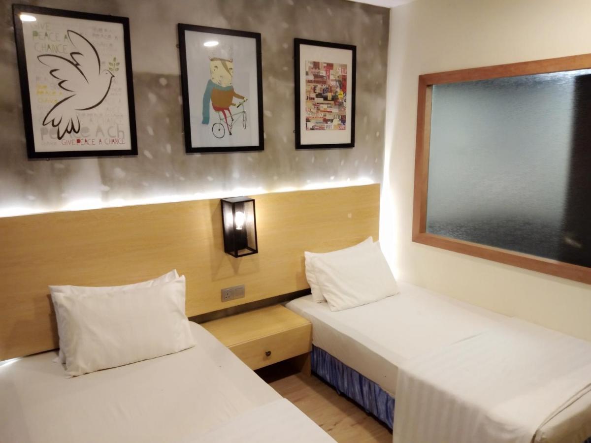 เรนทรี บูติก โฮเทล Hotel กาจัง ภายนอก รูปภาพ