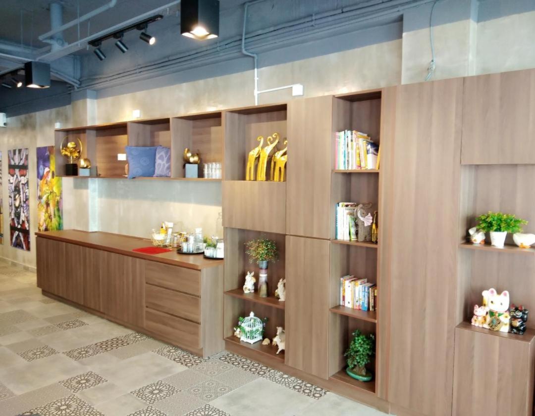 เรนทรี บูติก โฮเทล Hotel กาจัง ภายนอก รูปภาพ