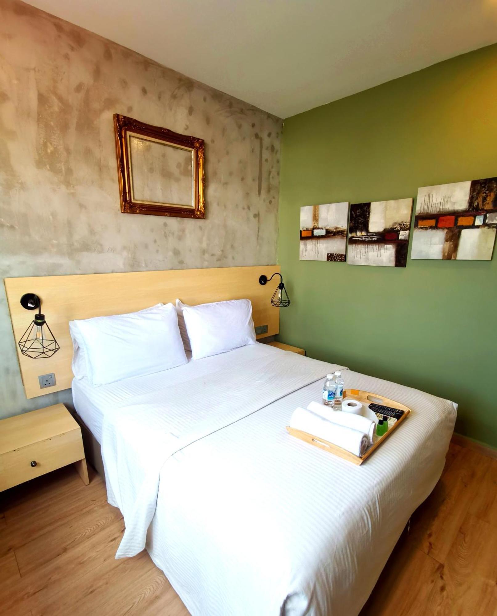 เรนทรี บูติก โฮเทล Hotel กาจัง ภายนอก รูปภาพ